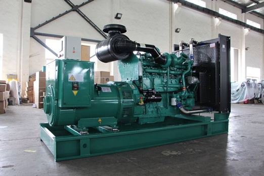 阿鲁科尔沁320kw康明斯柴油发电车出租组图片 阿鲁科尔沁320kw康明斯柴油发电车出租组图片